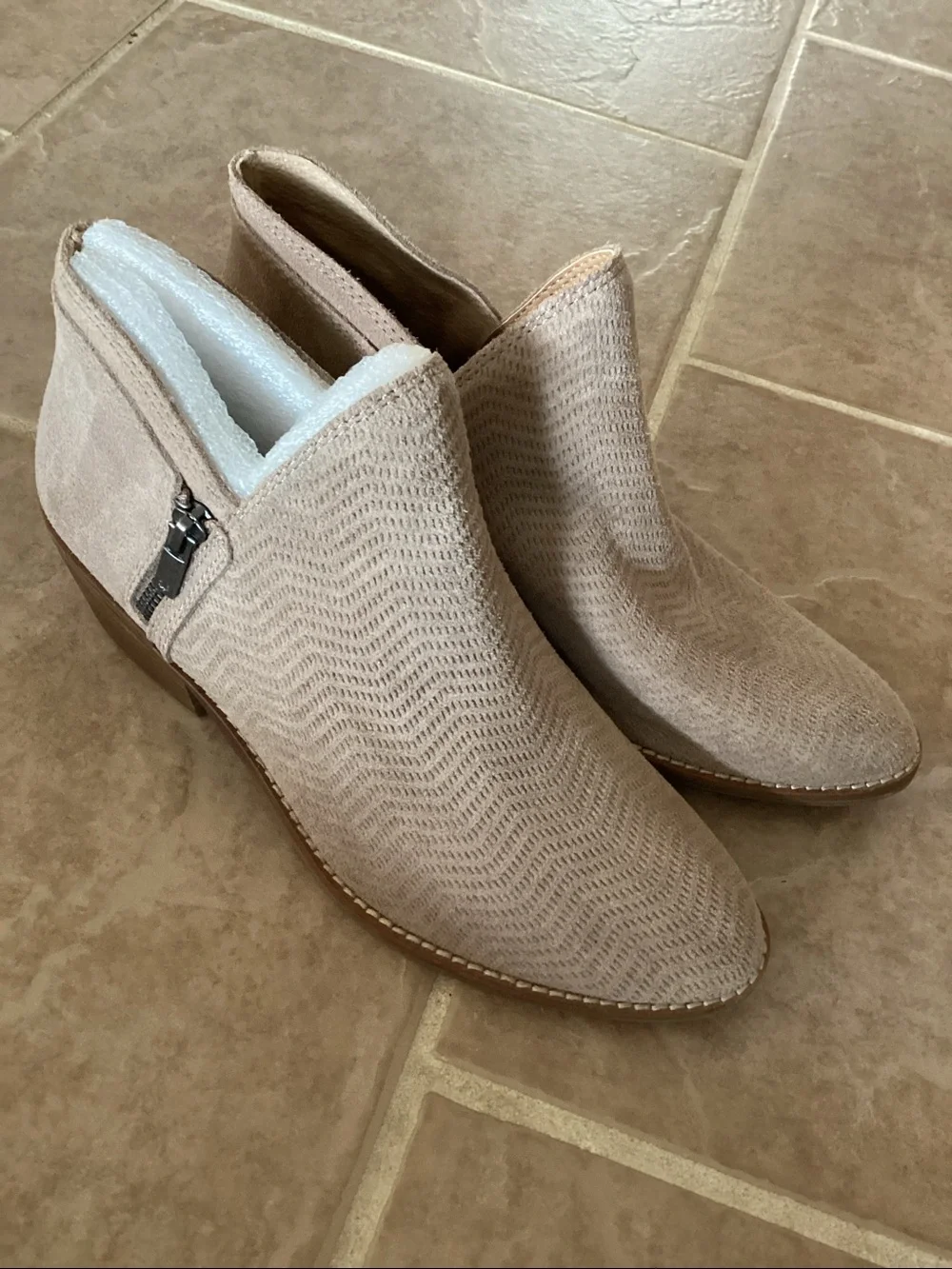 Lucky Brand Fhuna Ankle Booties, new without tags. Women’s Size 9M
